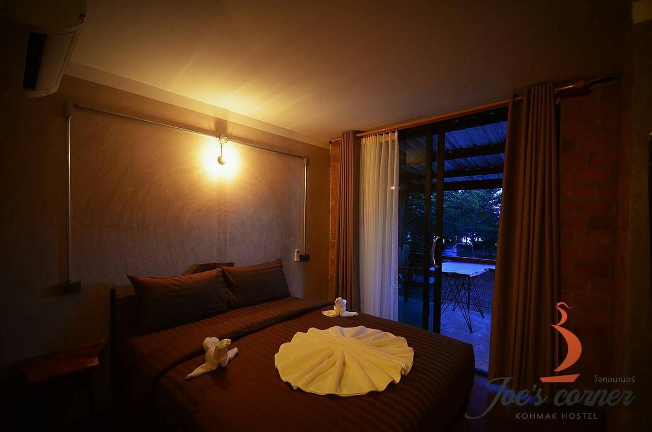 Hotel Joe's Corner Kohmak Koh Mak Exterior foto